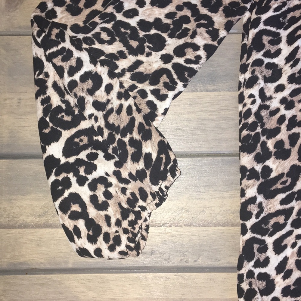 Target leopard blouse - Picture 7 of 8